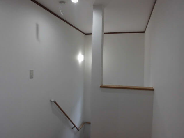 二階階段前ホール